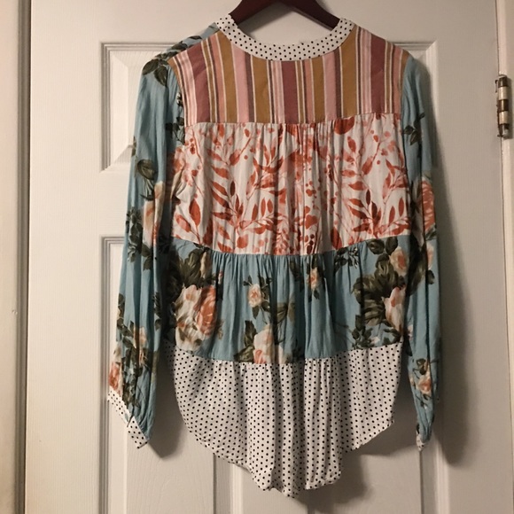 Soft Surroundings Blue Floral and Polka Dot Mixed Print Button Down Blouse - Picture 4 of 11